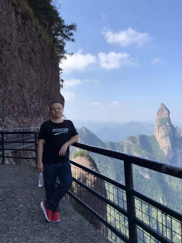 不杵于物的第一张照片--福州残疾人相亲网