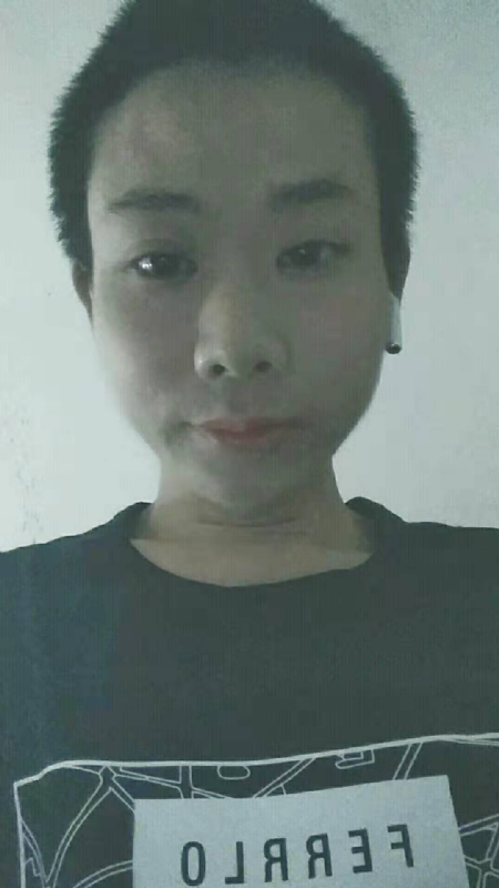 水中月的第一张照片--福州残疾人相亲网