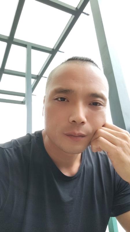 伯爵的第三张照片--福州残疾人相亲网
